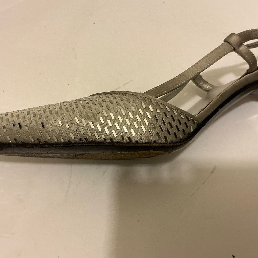 St. John Women's Shoes Pumps Heels Sling Back Metallic Silver Italian Size 8.5B - Picture 6 of 9